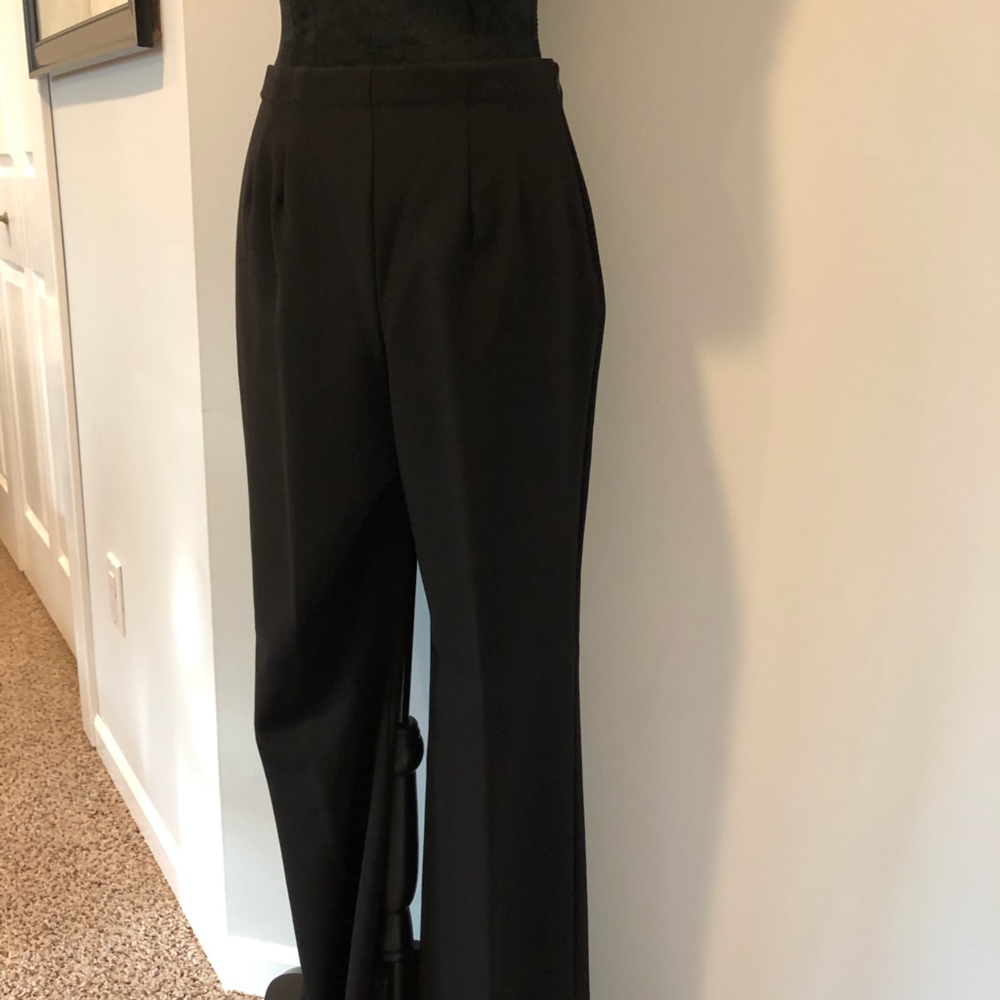 Black dress pants (8L)